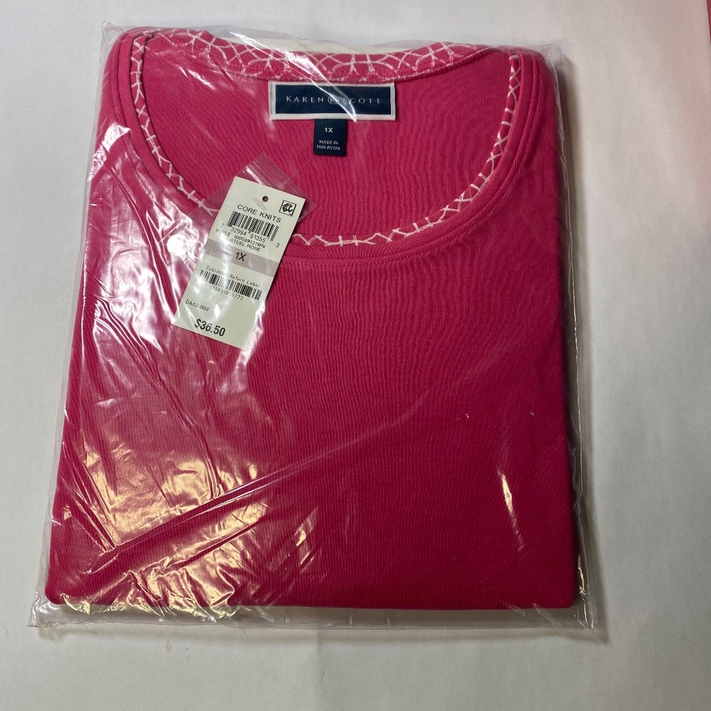 Karen Scott 1X 3/4 Sleeve knit top with accents. Steel Rose